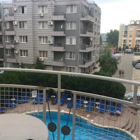 Bratanov Bahami Апартамент